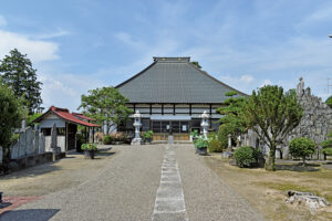 照岩寺